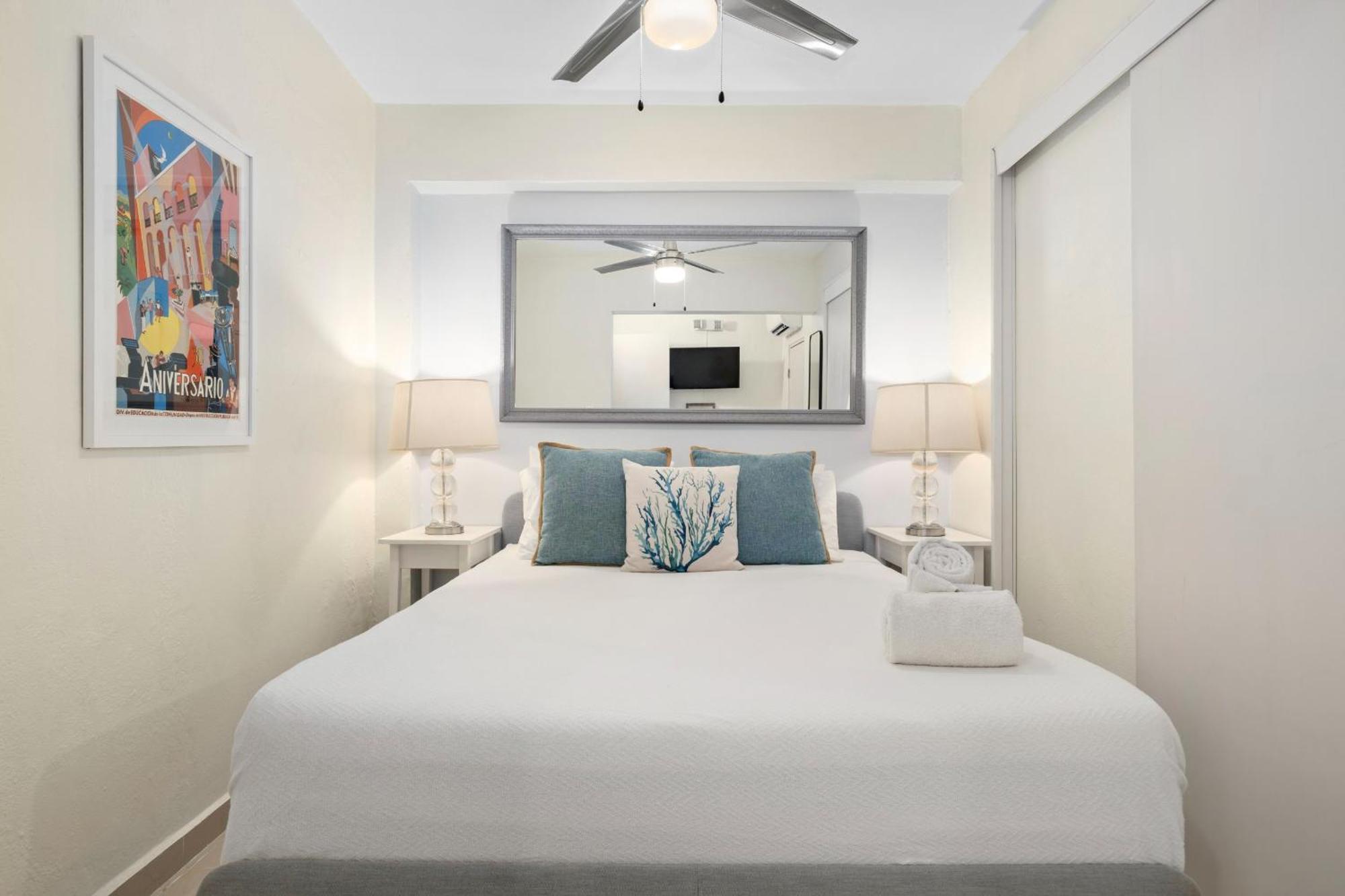 Prime Location At Condado Beach 1Br 1Ba - Apt 8 San Juan Kültér fotó