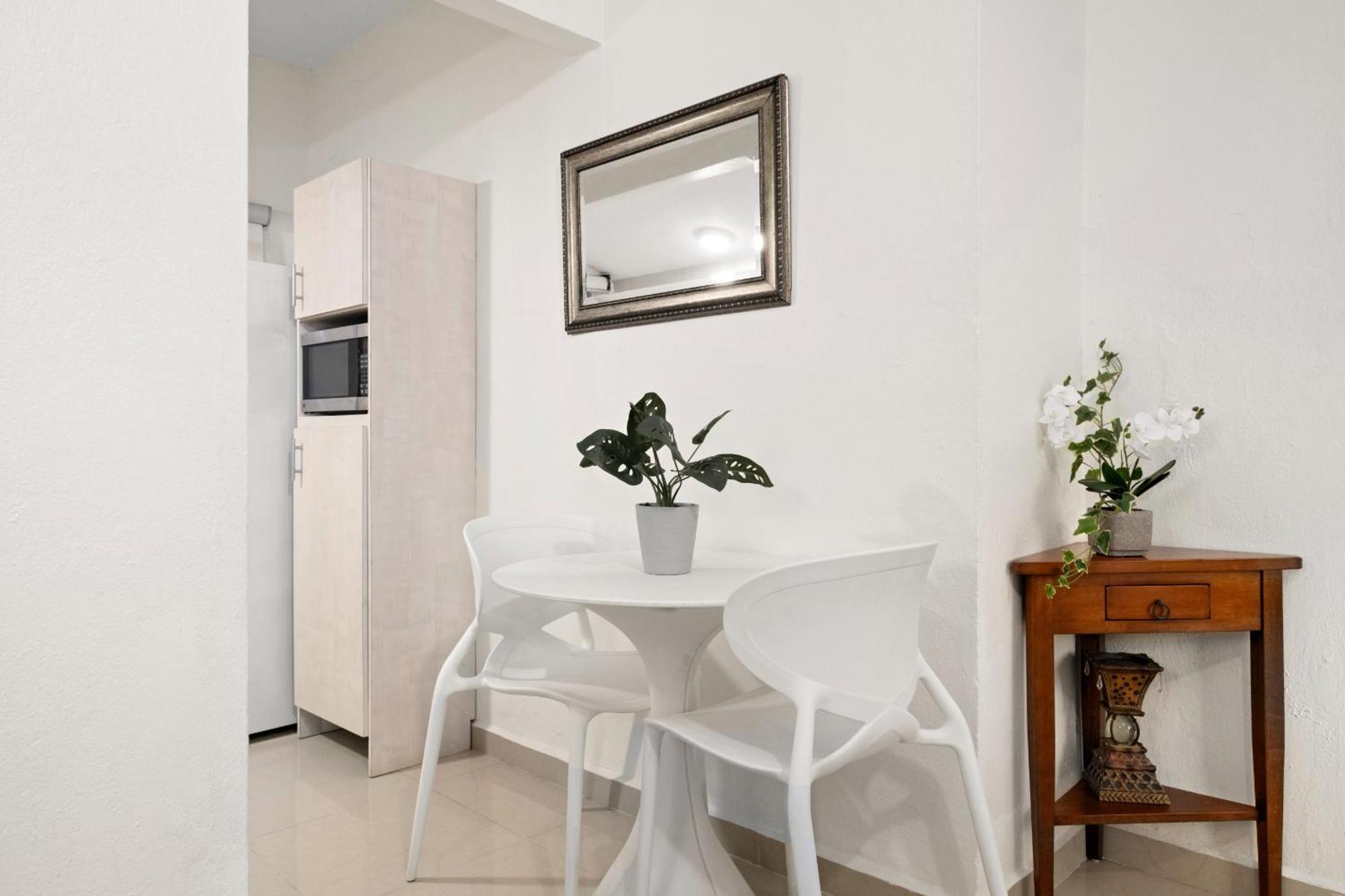 Prime Location At Condado Beach 1Br 1Ba - Apt 8 San Juan Kültér fotó